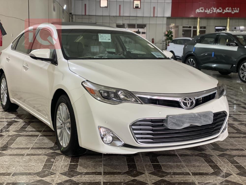 تويوتا أفالون